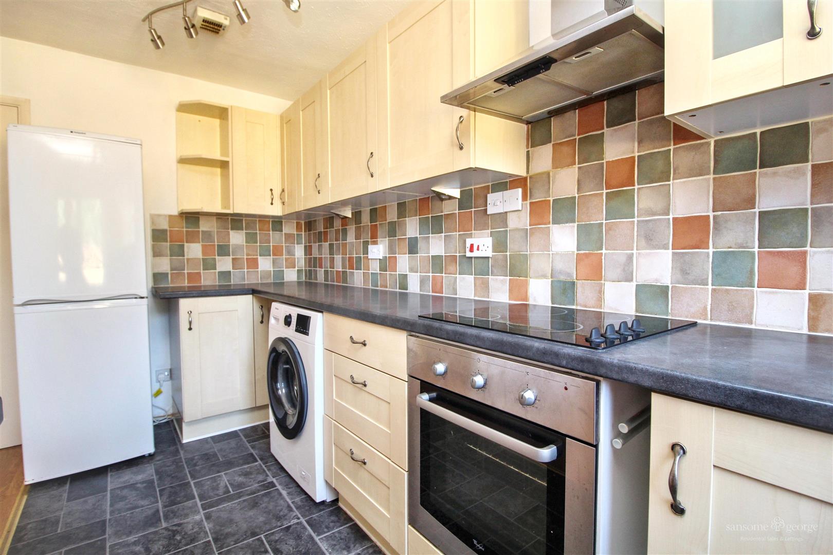 Ashmere Close, Calcot, Reading